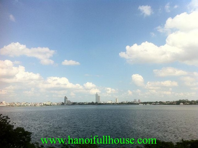 Furnished one bedroom apartment in tay ho dist. Lake view, lift, security guard